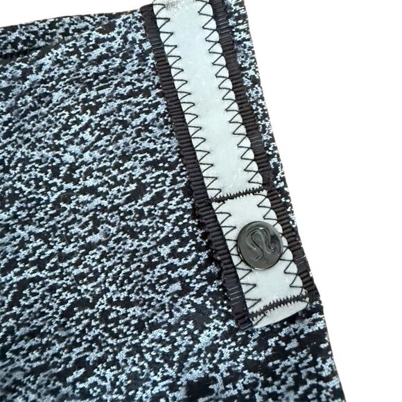 Lululemon Scarf Vinyasa Wrap Running Luon Suited Jacquard Black White - Picture 5 of 5